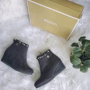 HOST PICK 🎉 Michael Kors Faux- Suede Wedge Bootie